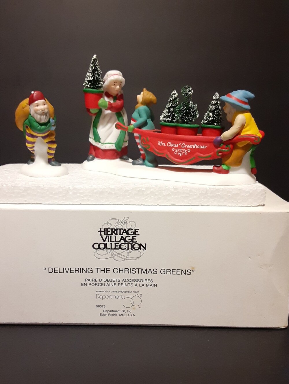 Department 56 Delivering The Christmas Greens #56373 Mrs Clause & Elves Village